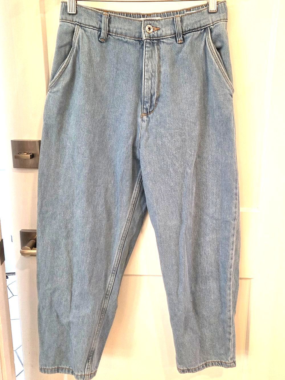 Zara Barrel Leg Mom Jeans 8 Light Wash Denim Balloon Jeans Paperbag Waist